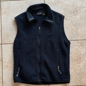 Patagonia Women;s  Dark Blue Fleece Vest